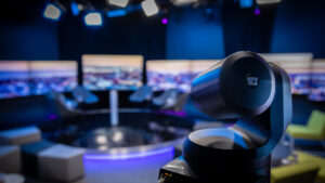 Robottikamera Stremian tv-tason studiolla